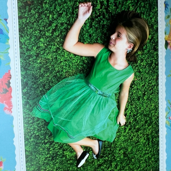 GIRL'S WORLD Twenty Pretty Sewing Projects for Little Girls by J Paganelli Book - Picture 7 of 12